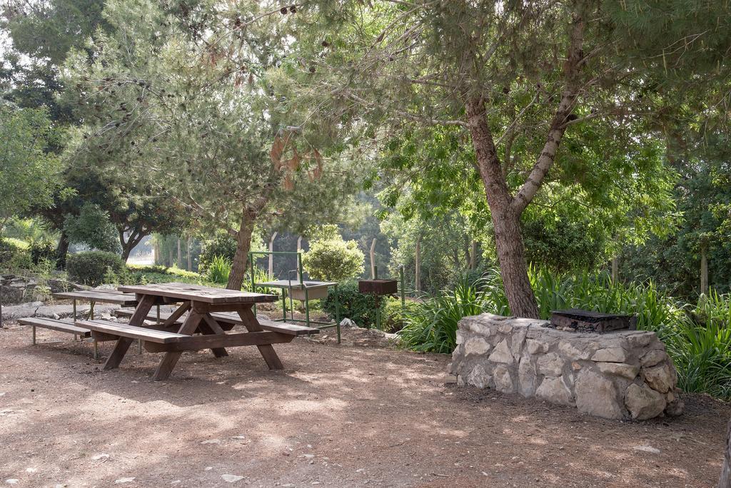 Zohar Badeshe Hotel Daliyya Екстериор снимка